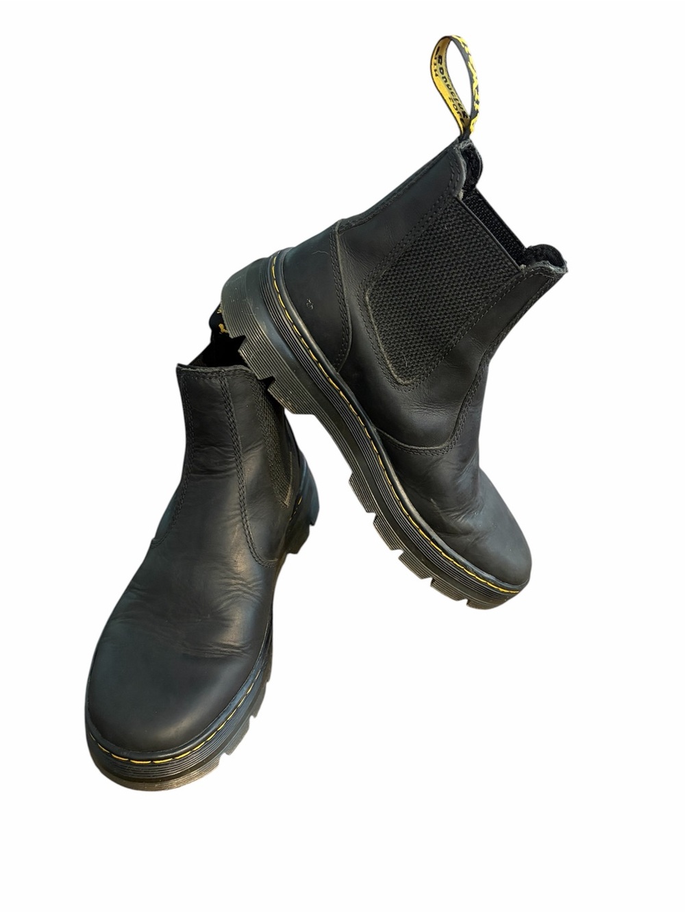 Dr. Martens Embury Chelsea Boots | Black Wyoming Leather | Size W9/M8 Unisex